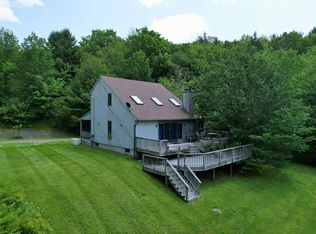 706 Emerald Lake Rd, Delancey, NY 13752