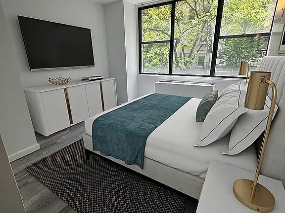 4th image of 301 E 45th St APT 2C