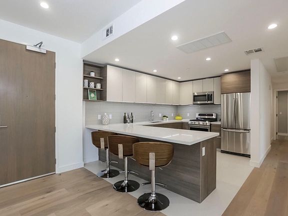 4th image of 5778 W Olympic Blvd Unit 401