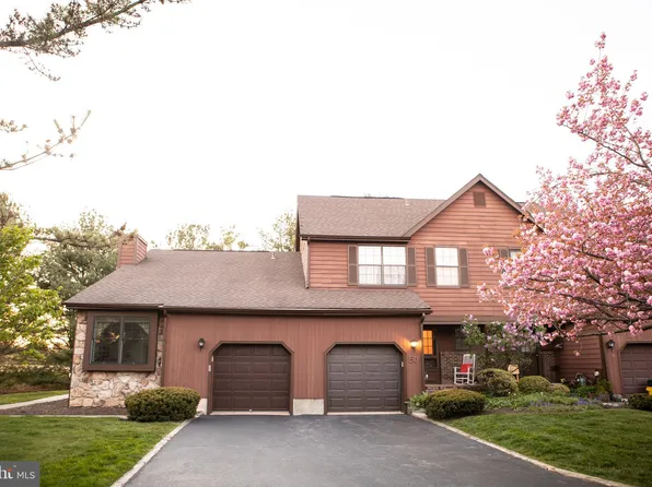 50 Danielle Ct, Lawrence Township, NJ 08648