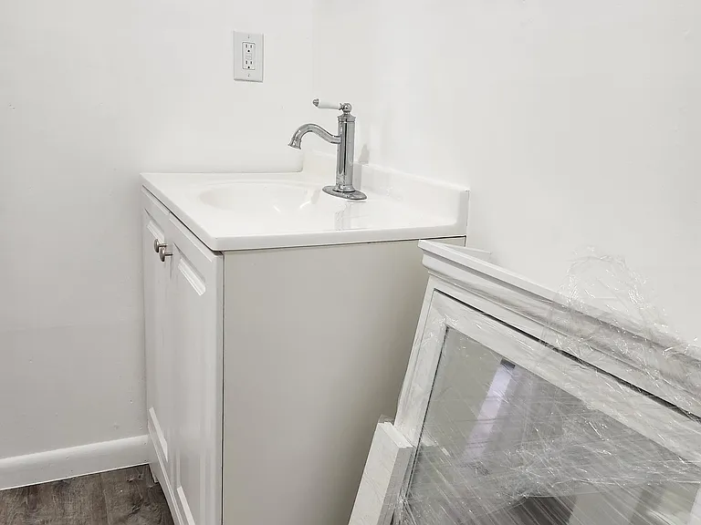 202 Harral Ave #B — Photo 11