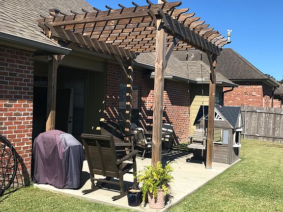 3rd image of 217 Brookhaven Dr