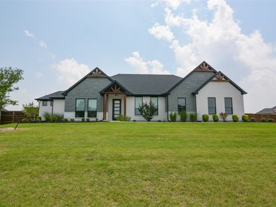 8040 Knapp Dr, Waxahachie, TX, 75167