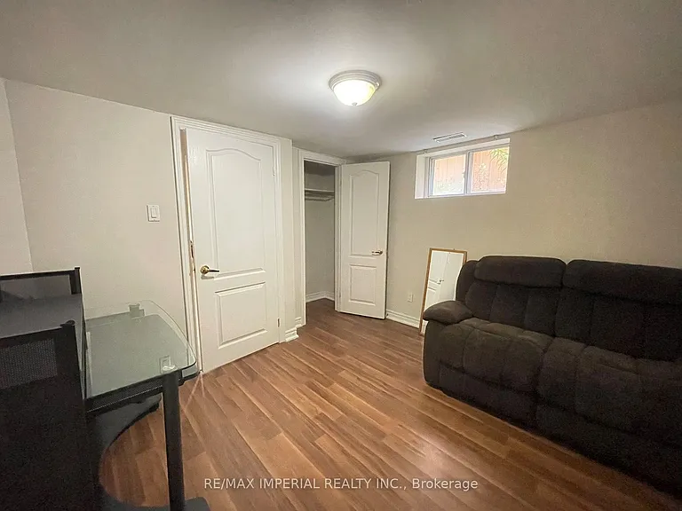 119 Wedgewood Dr #BASEMENT — Photo 8