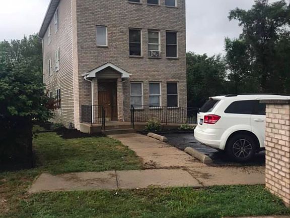 2nd image of 1852 Marlboro Ln