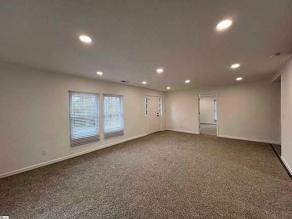 2nd image of 1 Hawthorne St