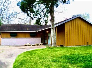 6417 Edgemoor Dr, Houston, TX 77074