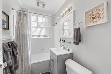 536 Hawthorne Ln — Photo 52