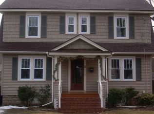 11 Hartford Ter, Springfield, MA 01118