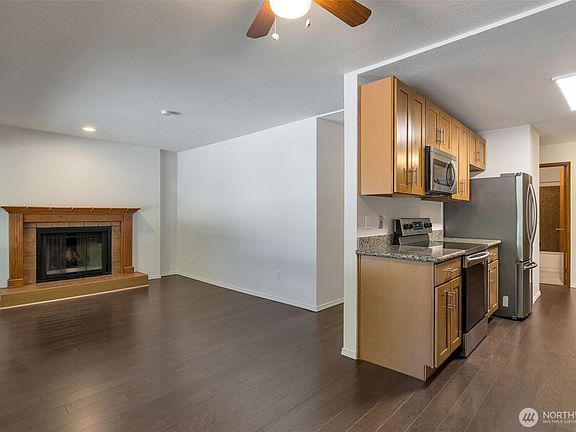 5th image of 9512 1st Avenue NE #204