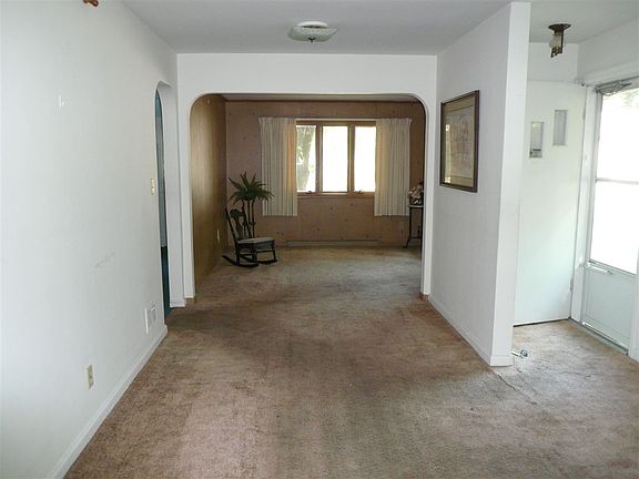 5th image of 1345 Brownwood Dr