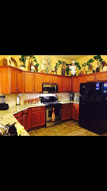 2nd image of 2373 Bradford Ave