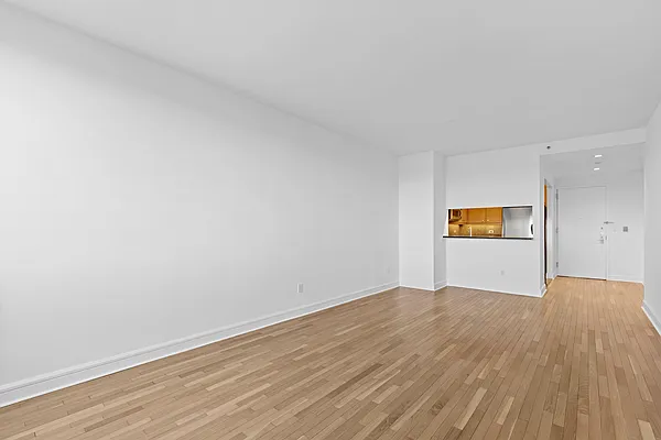 Rented by Nest Seekers International | media 19