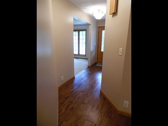 5th image of 20 Parkview Ct