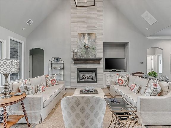 4th image of 3416 Lupine Ln