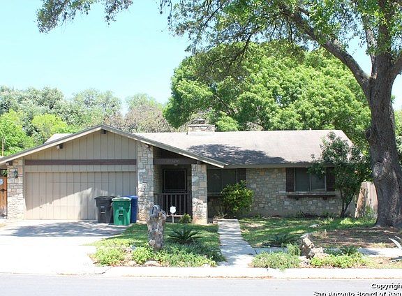 3rd image of 10506 Milldale Dr
