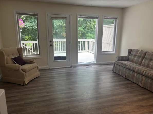 32 Far View Commons #32, Southbury, CT 06488