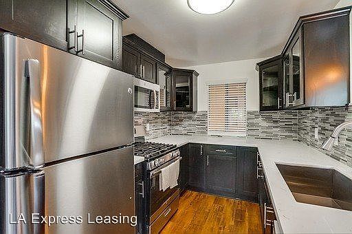4th image of 524 Venice Way APT 311