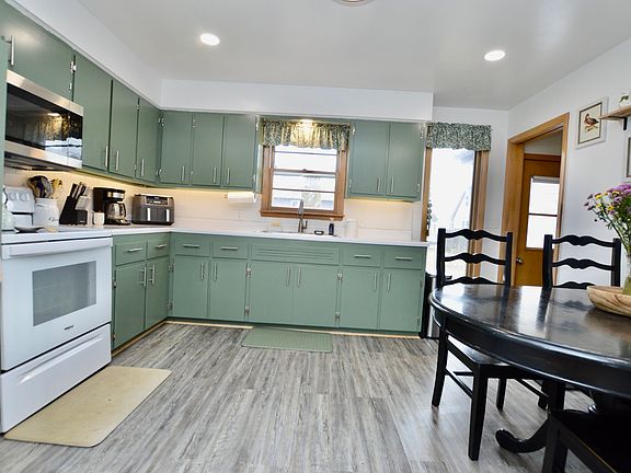 3rd image of 12310 Price Rd