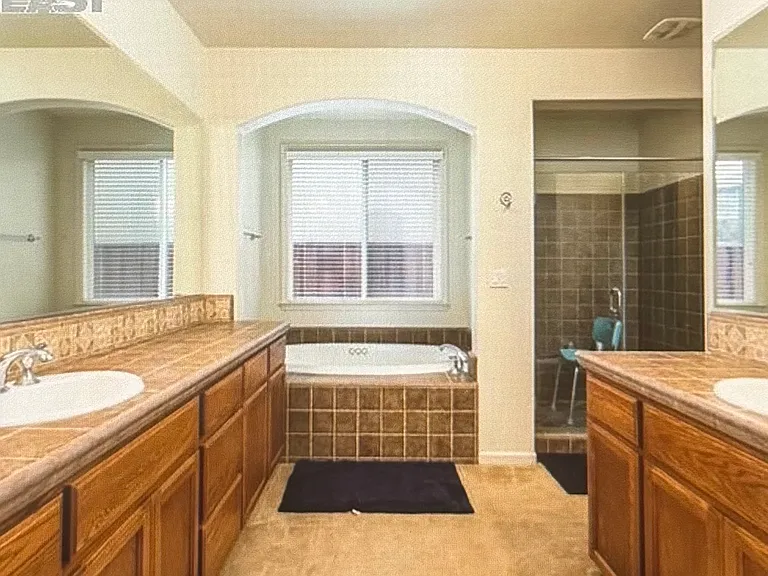 5142 Fern Ridge Cir — Photo 13