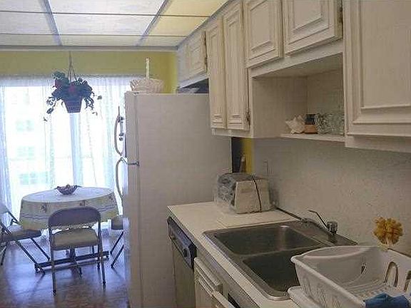 5th image of 3400 Galt Ocean Dr APT 2005S