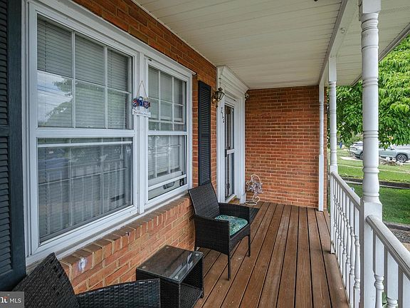 5th image of 712 Virginia Ave