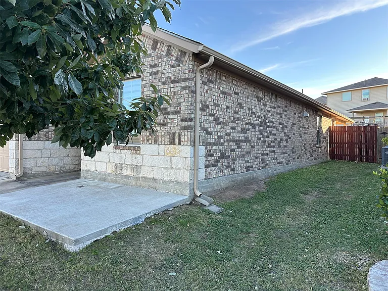 3505 Stephans St — Photo 1