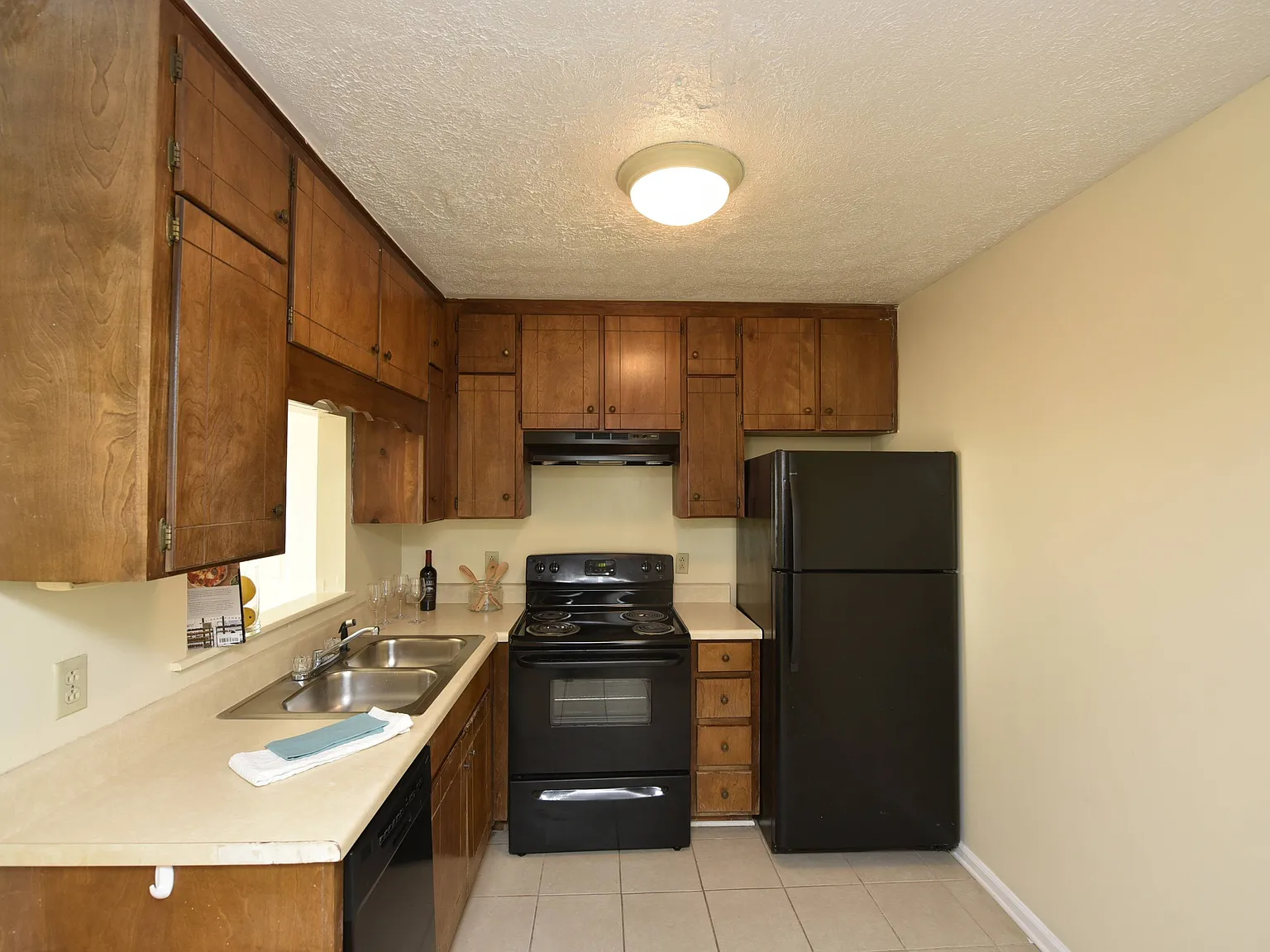 West End Living — Photo 3