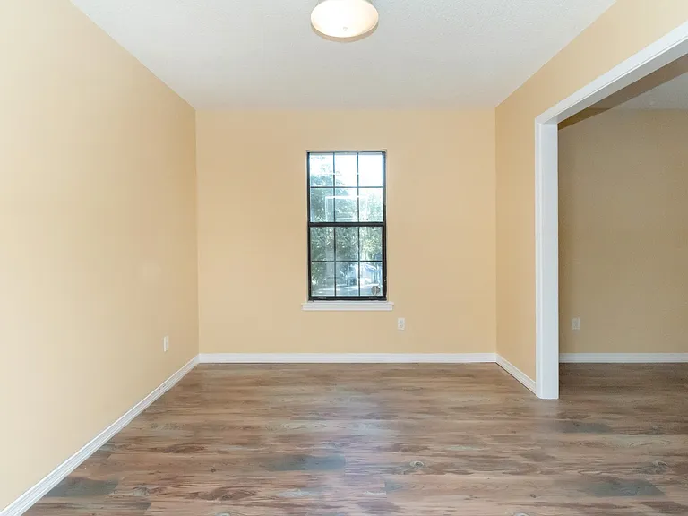 3057 Brookline Dr W — Photo 26
