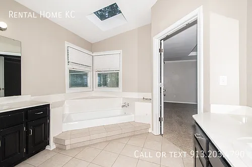 15715 Beverly St — Photo 22