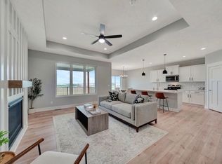 8641 S 49th St, Lincoln, NE 68516