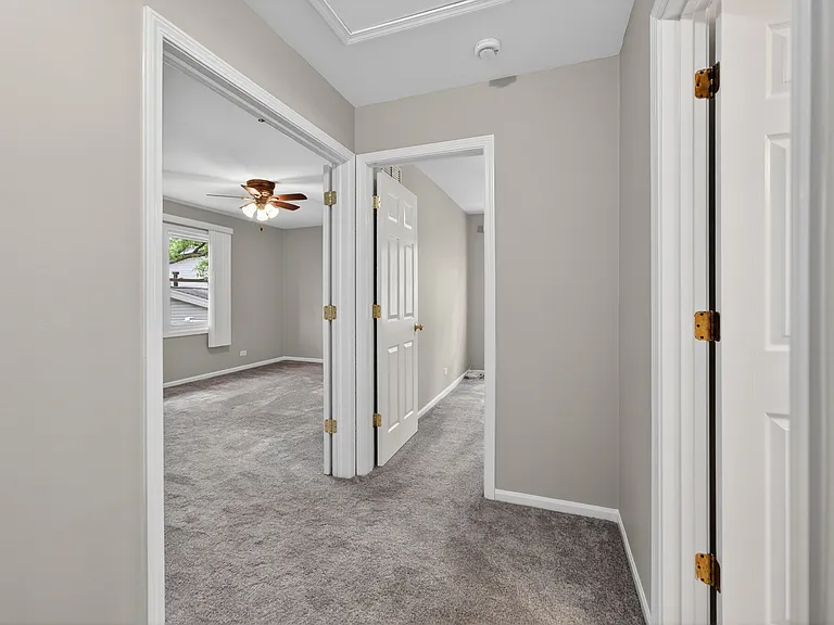 212 Amherst Ct #C — Photo 21