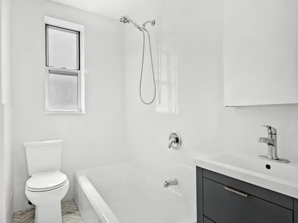 720 Ft Washington Avenue image 6 of 6