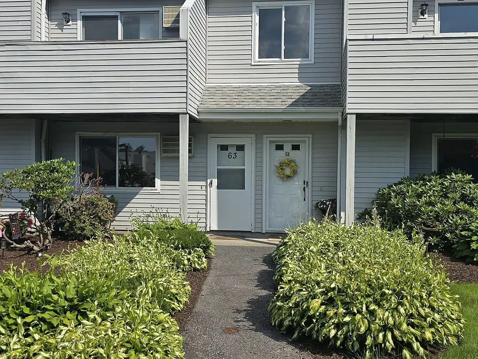 187 Lovers Ln #63