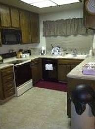3rd image of 7055 Yorktown Dr