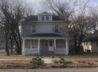 137 E 11th Ave, Hutchinson, KS 67501