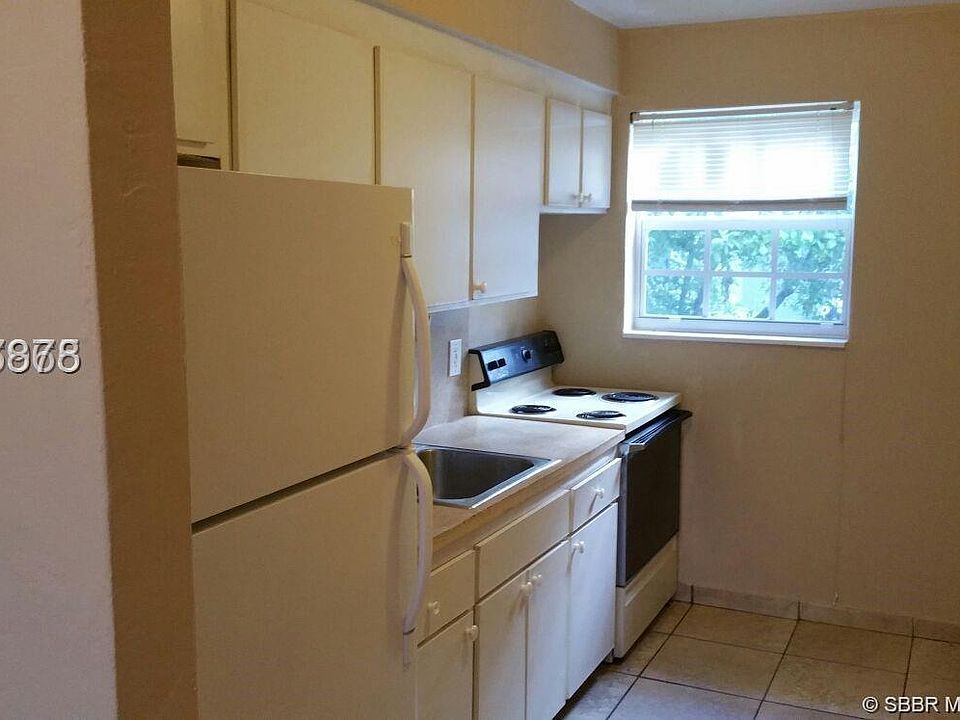 2nd image of 7371 NW 37th St APT 2