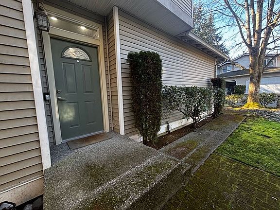 3rd image of 12113 15th Ave W