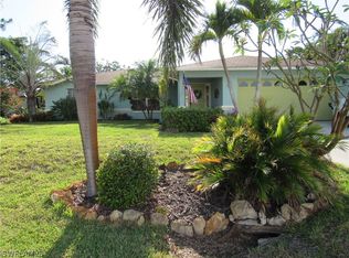 17400 Arizona Rd, Fort Myers, FL 33967