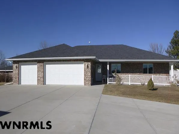 3428 Cary Ct, Scottsbluff, NE 69361
