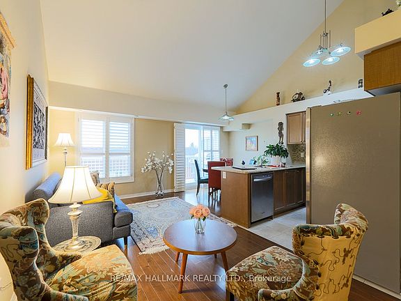4th image of 649D Warden Ave #24