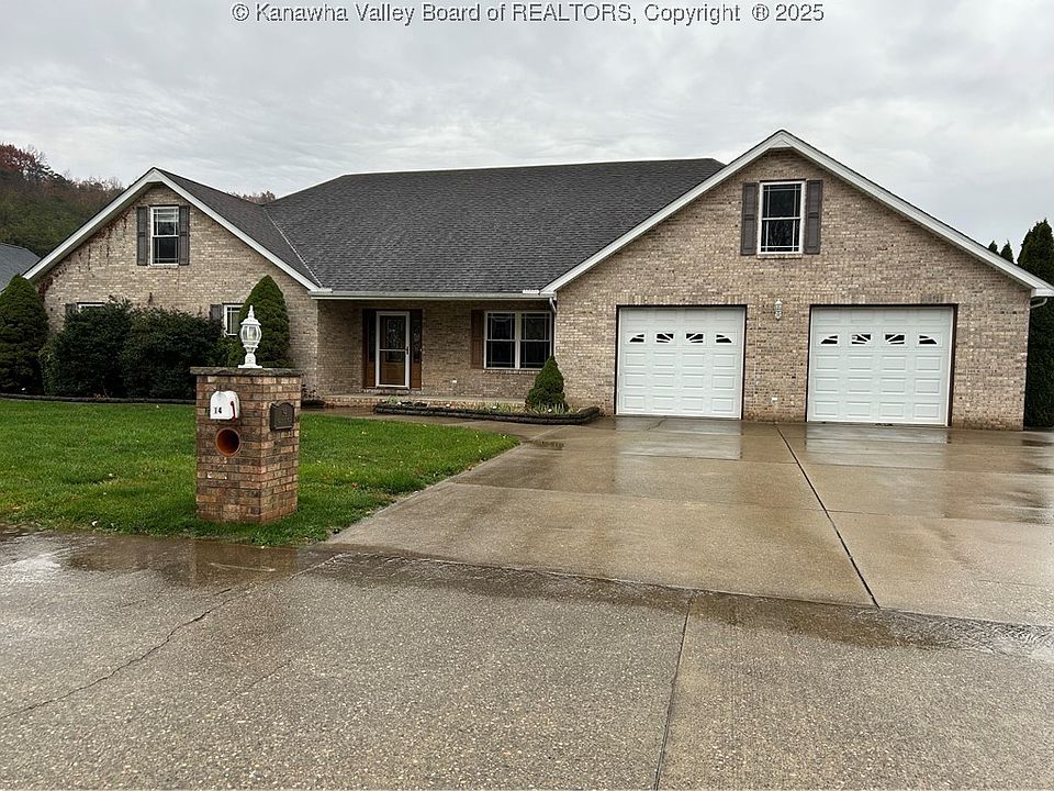 2nd image of 14 Holly Cir