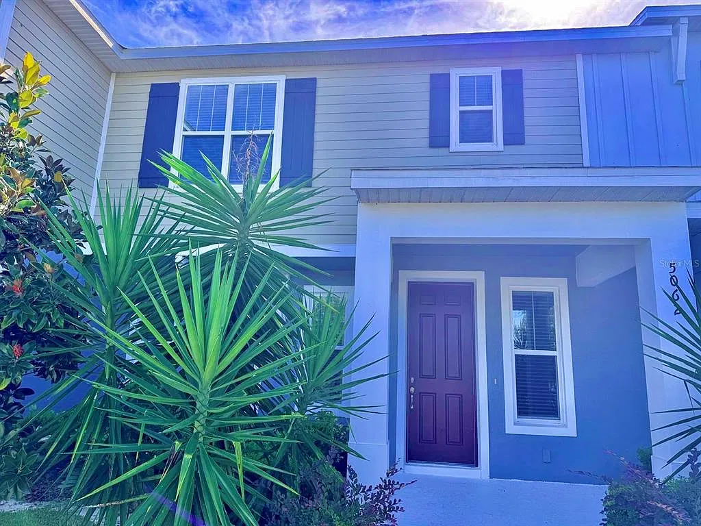 3 bed, 2.5 bath, 1608 sqft, $2,250 — Photo 2