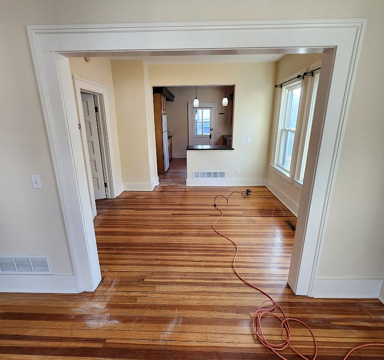 1st image of 168 Elm St Floor 1