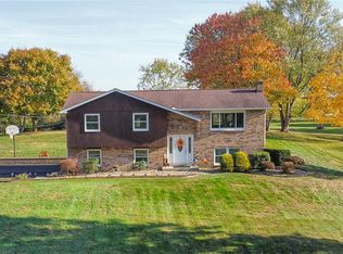 2681 Farm Spur Rd, Irwin, PA 15642