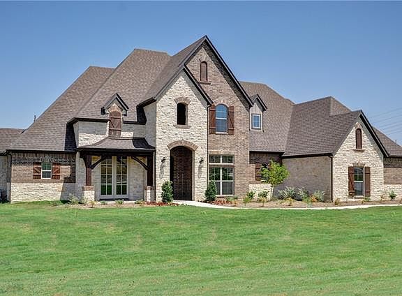4th image of 12700 Vino Dr