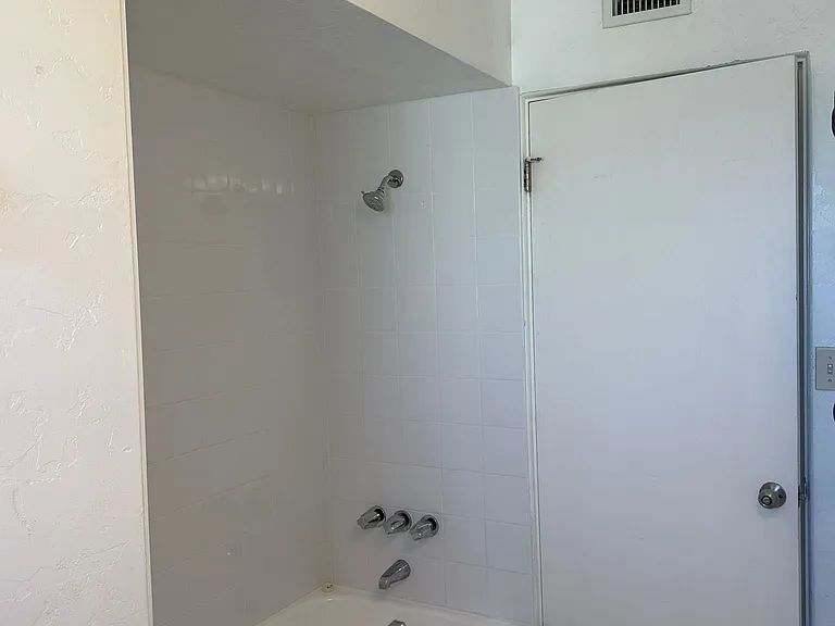 902 S Fremont Ave — Photo 25