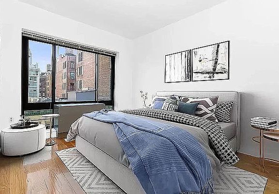 3rd image of 30 W 18th St APT 15A