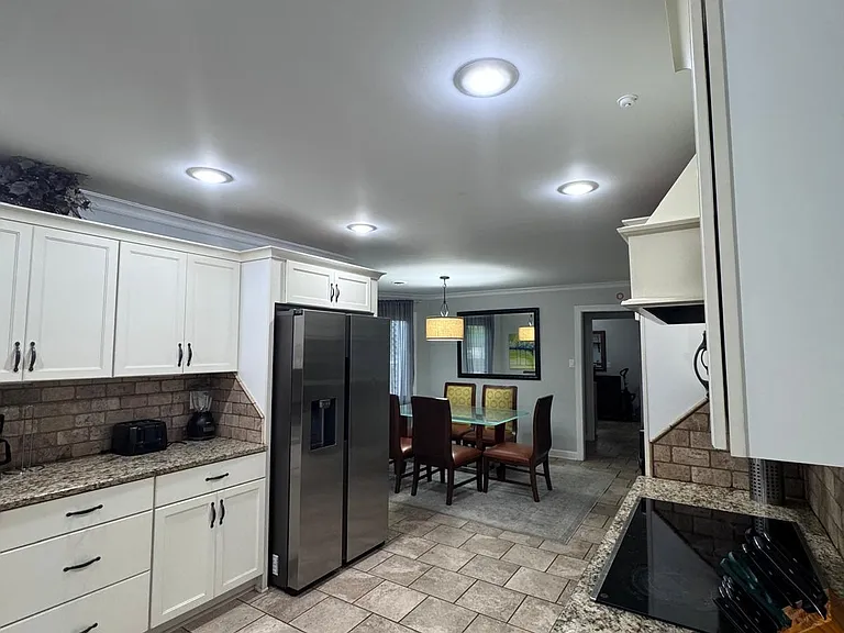 2499 Countrywood Pkwy — Photo 35