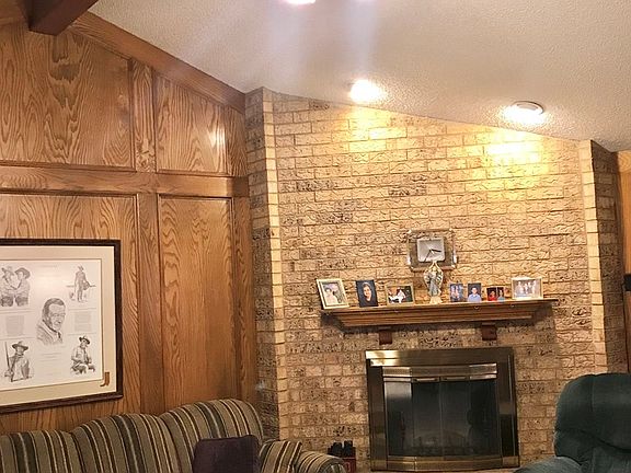 3rd image of 6547 Amber Dr